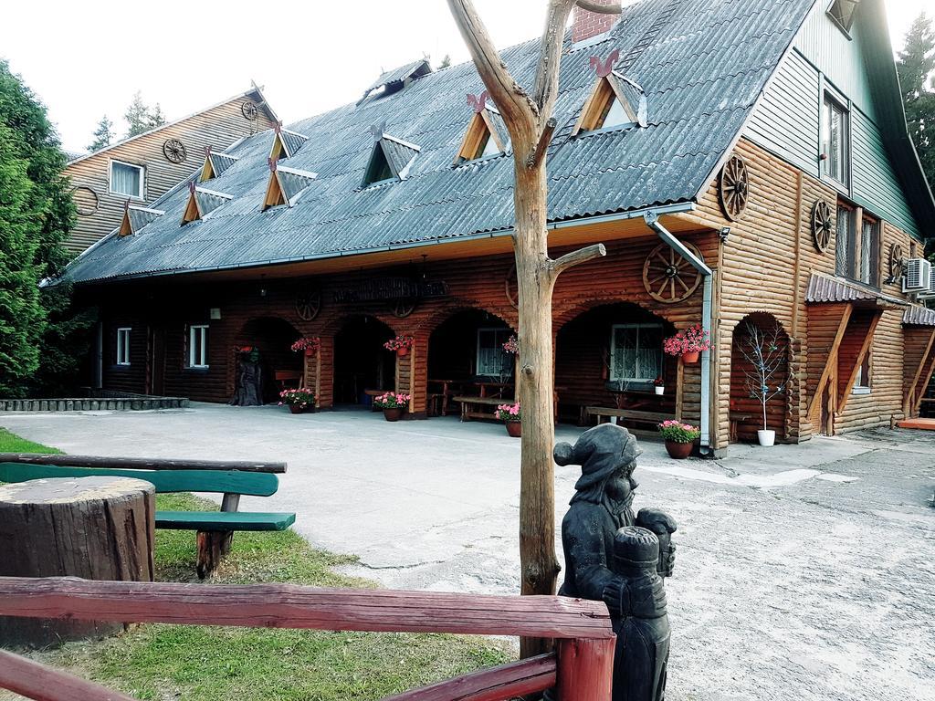 Kryzbarkas Pensionat Deguciai  Exteriör bild